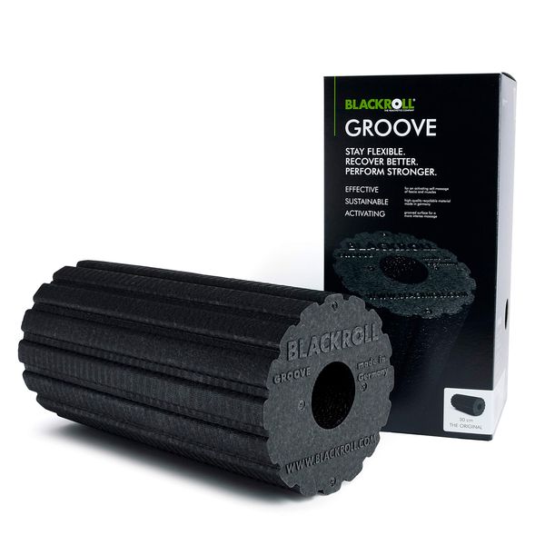 BLACKROLL GROOVE - The original (medium temper) - Self massage roller - Structured surface - Fast rolling causes vibration effects - 30 cm - black + booklet