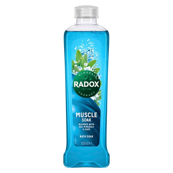 Radox Mineral Therapy Muscle Soak Bath Soak uniquely blended with minerals & herbs for a restorative bubble bath 500 ml