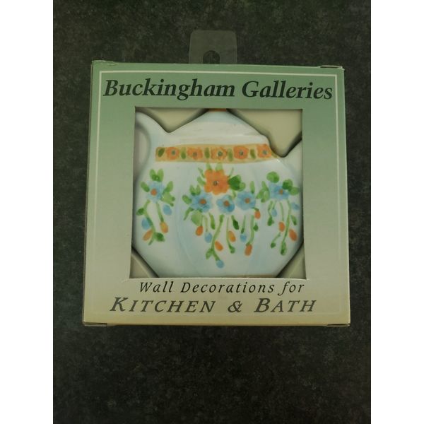 BUCKINGHAM GALLERIES WALL DECOR FOR KITCHEN CERAMIC TILE TEAPOT NEW BOX IVYLAND