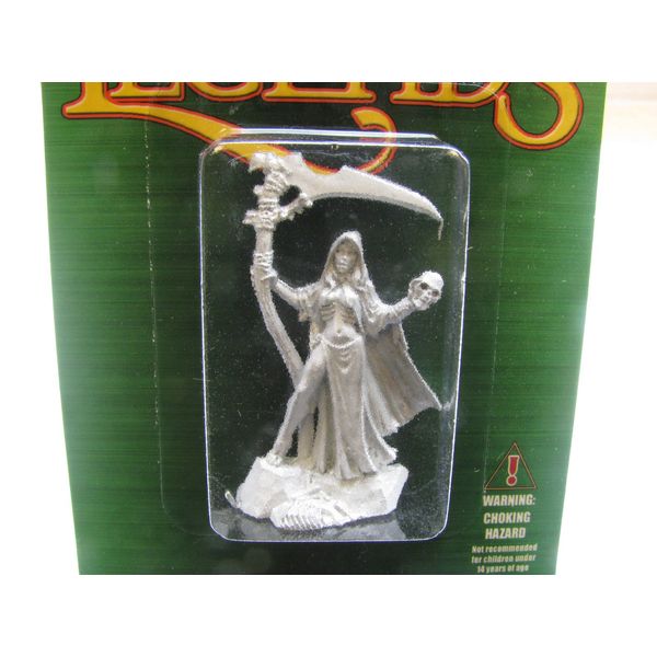 DHL: Female Necromancer