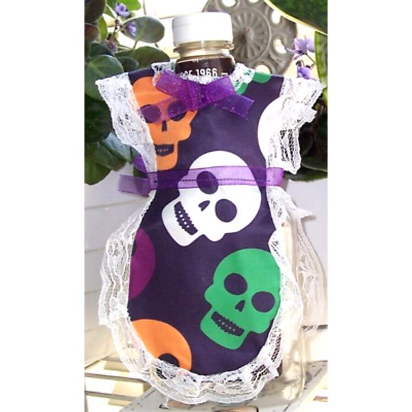 Halloween Skull Print Apron Dish soap, Pancake syrup, Catsup bottle Coverup Gift