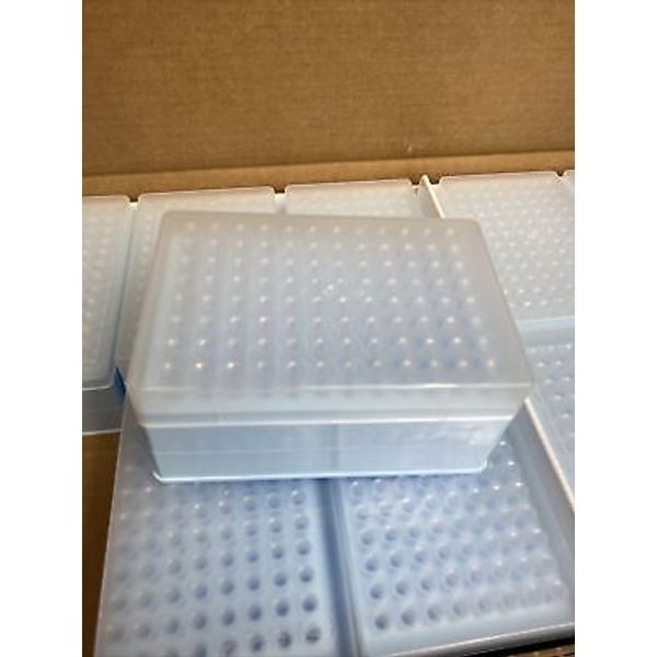 Beckman Coulter Pipette Tips 100 ul 7 Racks with 96 Tips Each