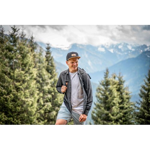 Jumping Bird Snapback Cap for Men and Women, Adjustable High-Quality Stylish Baseball Cap as an Accessory for any Outfit -