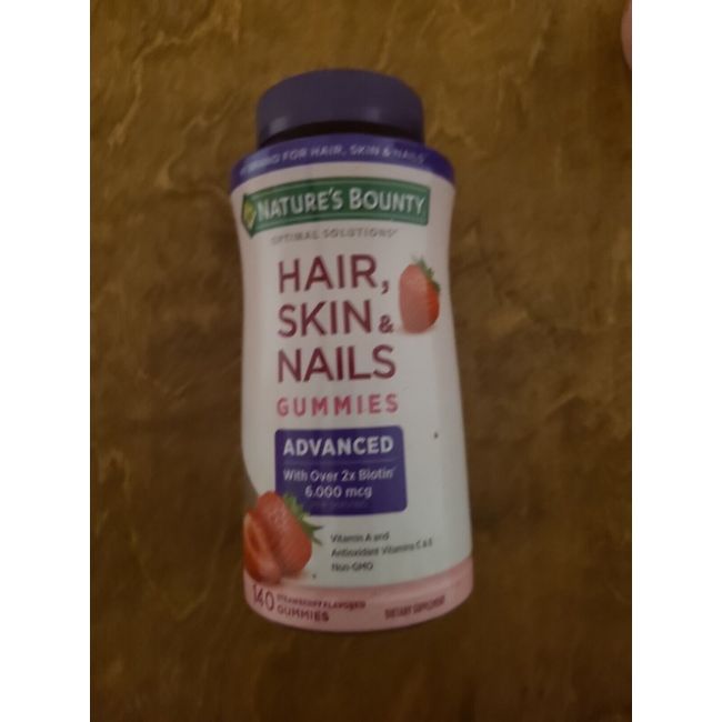 Nature's Bounty Optimal Solutions Advanced, Skin and Nails 140 Gummies Exp: 2024