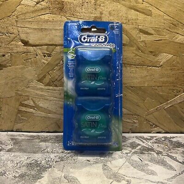 Oral-B Satin Floss, Satin Floss Mint flavor 2 units * OPEN, DAMAGE BOX*