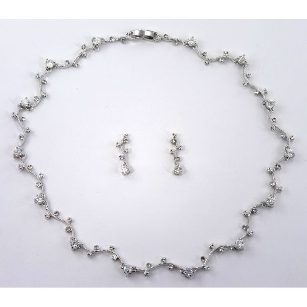 Delicate Austrian Cubic Zirconia CZ Necklace & Earrings Set #D0CF