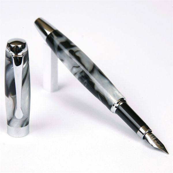 E420 - White & Black Fountain Pen