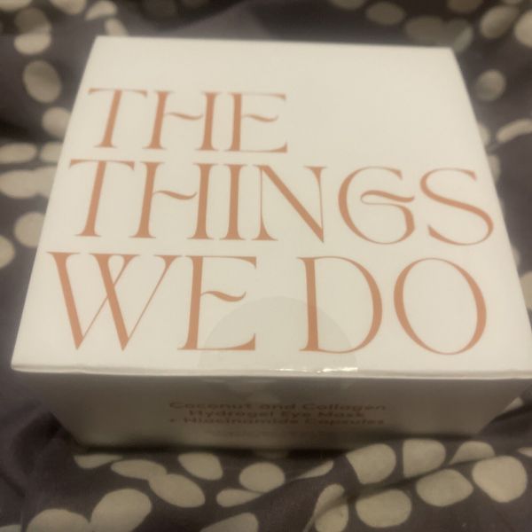 The things we do COCONUT & COLLAGEN EYE MASK & niacinamide CAPSULES NIB