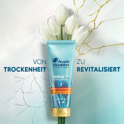 Head & Shoulders DERMAXPRO Revitaliser, hair & scalp care conditioner strengthens hair fibres 200 ml