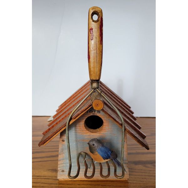 WOODEN  RUSTIC HANDMADE BIRDHOUSE GARDEN HOME DECO 13 1/2'' TALL