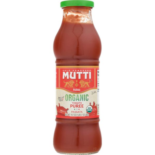 Mutti Organic Tomato Puree (Passata), 19.7 oz. | 6 Pack | Italy’s #1 Brand of Tomatoes | Fresh Taste for Cooking | Bottled Tomatoes | Vegan Friendly & Gluten Free | No Additives or Preservatives