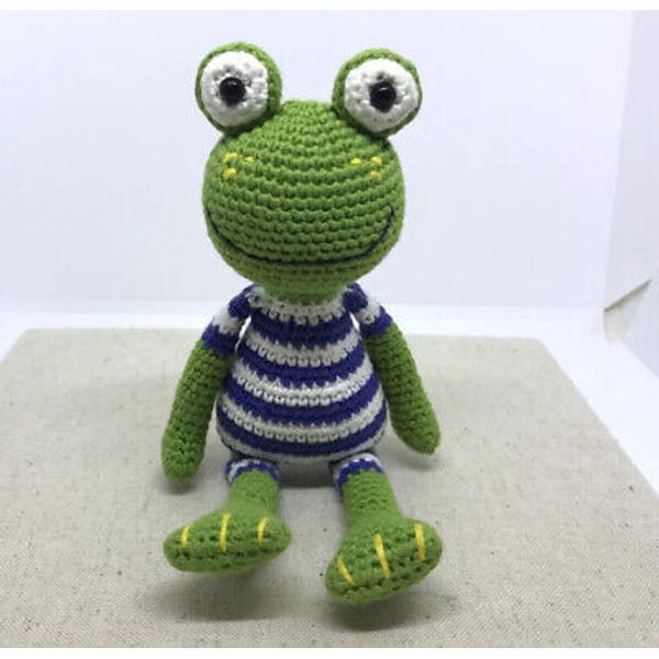 Crochet Frog Stuffed Animal Crocheted Frog Toy Amigurumi 7.5”