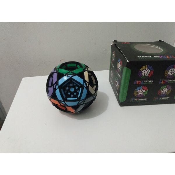 MF8 TWISTY LOGIC PUZZLE CUBE BLACK BALL TOY