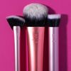 REAL TECHNIQUES Seamless Complexion Makeup Brush for Liquid & Cream Foundations