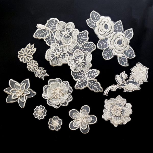 Qililandiy 10 Pcs Beige Mixed Style Embroidery Lace Flower Patches Appliques DIY Sewing Craft for Decoration, Sew On Patches for Repairing and Decorating