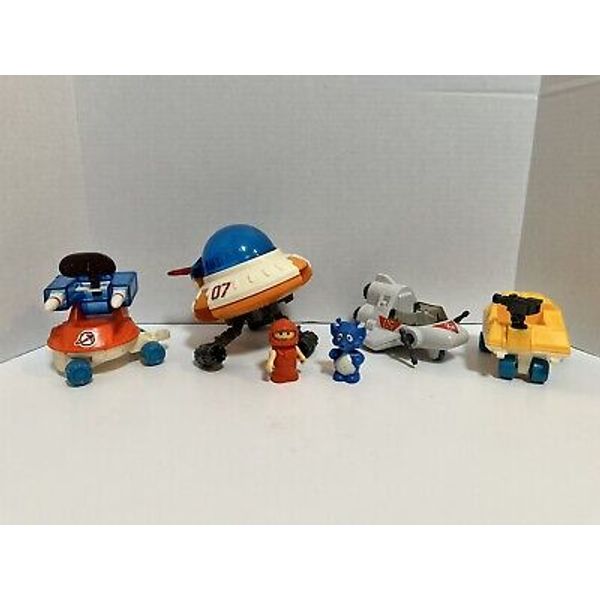 1984 Vintage Lil Playmates Space Station Vehicles w/Astronaut + Alien Toy  Rover