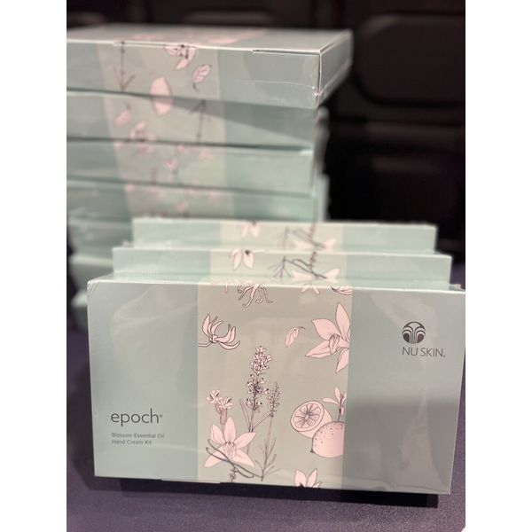 Nu Skin NuSkin Epoch Blossom Essential Oil Hand Cream Kit NEW