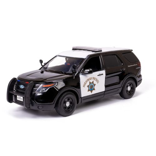 Motormax 1/24 CHP California Highway Patrol B&W Ford PI Utility Police SUV
