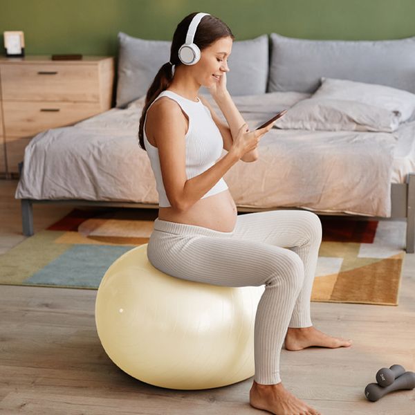 Prospecs Genuine Anti-Burst Gym Ball 55cm Champagne Gold Maternity Gym Ball Aerobic Exercise Stretching Posture and Balance Enhancement