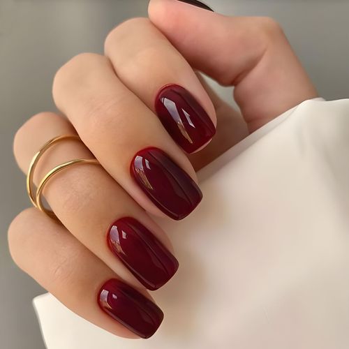 24 Pcs Wine Red False Nails Short Fake Nails with Glue Square Press on Nails Removable Glue-on Nails Tips for Christmas Women Girls Nail Art Accessories