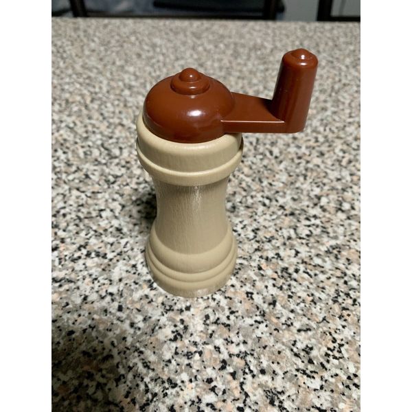 VINTAGE Step 2 SALT/PEPPER SHAKER