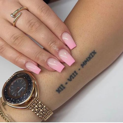 24pcs Short Coffin False Nails Pink Stick on Nails Gradient Press on Nails Removable Glue-on Nails Full Cover Acrylic Fake Nails Women Girls Nail Art Accessories