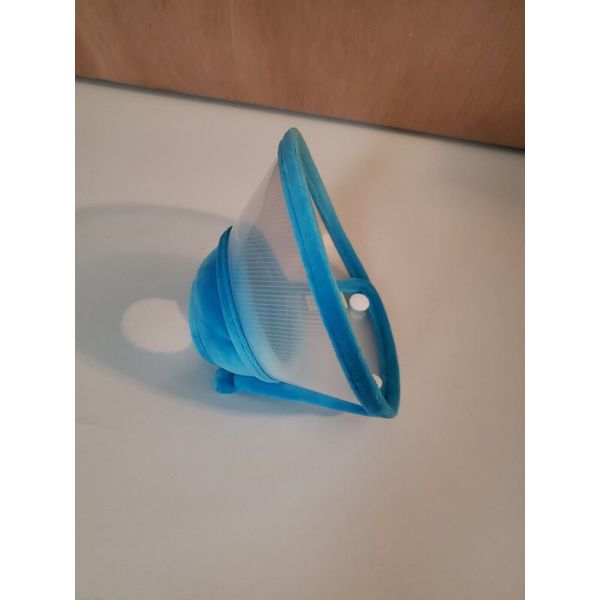 In Hand Recovery Dog Cone, Blue, Small