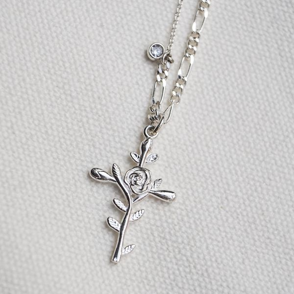 Estel Rose Cross Catholic Cathedral Silver 925 Silver Necklace