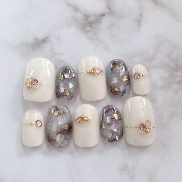 Nail tips ♪ Size order nail tips ♪ Coming-of-age nail tips, bridal nail tips, adult nails, weddings, graduations, school admissions ☆ Short nail tips, simple nail tips, short, gel nails, oval, round ● Ivory marble marble shell