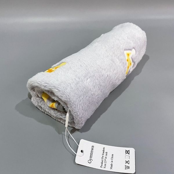 Gymtmwn Pet Blankets, Fleece Blanket, Warm Soft Sleep Mat