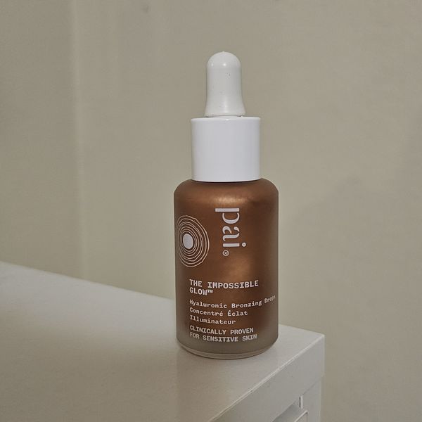 PAI The Impossible Glow Illuminating Drops Bronze 1 Fl Oz Full Size