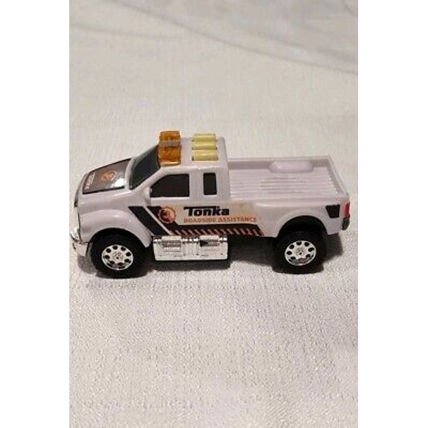 2015 Hasbro Tonka Roadside Assistance Emergency Vehicle Truck Plastic Battery