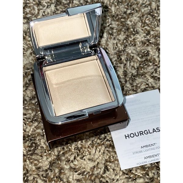 Hourglass Ambient Strobe Lighting Powder Brilliant Strobe Light .16oz FREE SHIPP