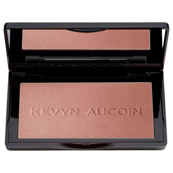 Kevyn Aucoin The Neo-Bronzer, Dusk Medium: 3 in 1 makeup palette. Highlighter, blush & bronzer in one smooth gradient makeup compact. Shimmer & matte in light, medium & deep. Sun-kissed to bronzed.