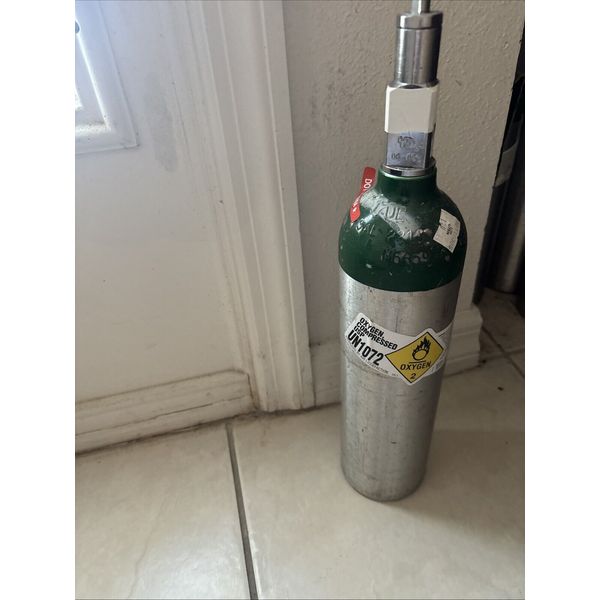 Portable Small Oxygen Tank No Air New