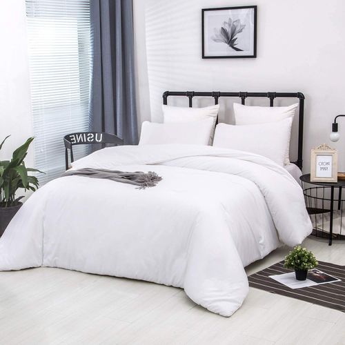 Houseri White Comforter King Size, 3 Pieces Lightweight Solid White Bedding Set King, All Season Soft Pure White King Size Comforter Set Extra Fluffy Ultra Comfy Bed Quilt (1 Comforter, 2 Pillowcases)
