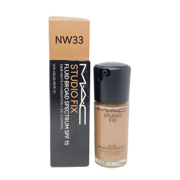 MAC Studio Fix Fluid SPF15 24hr Matte Foundation + Oil control - NW33 (1 Fl Oz)