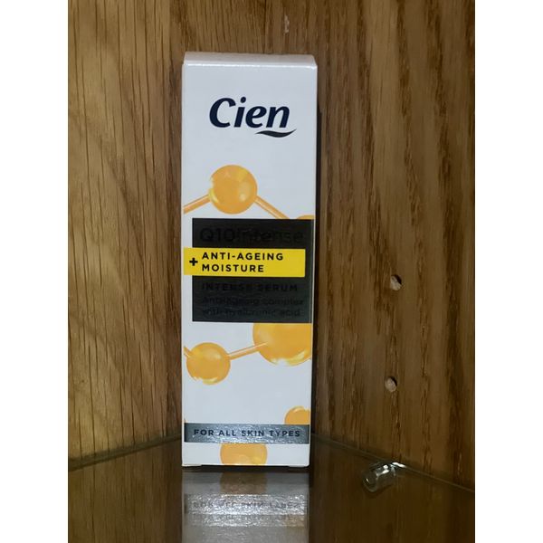 cien Q10 serum