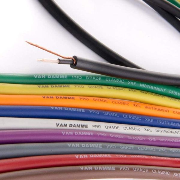Van Damme PRO Grade XKE Instrument Cable. 4m. Blue