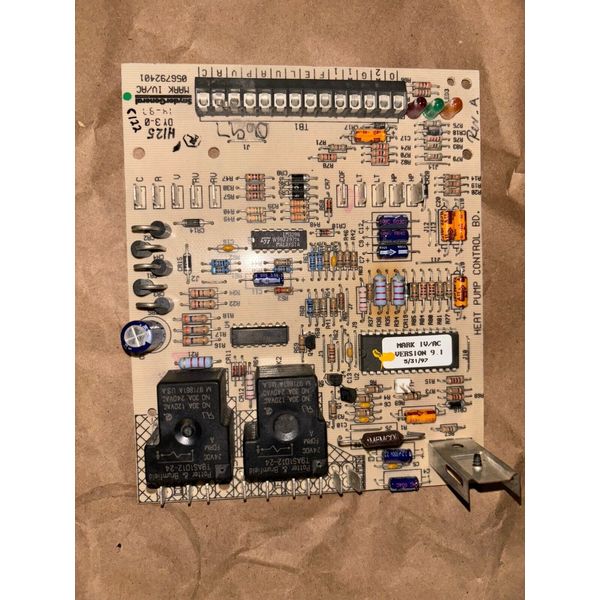 Snyder General Mark IV/AC 056792401 Control Circuit Board