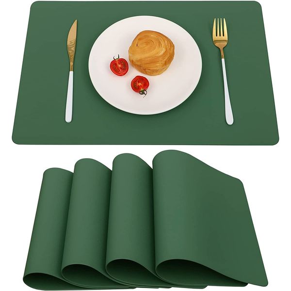 Vinjiasin Green Placemats Set of 4 for Dining Table Leather Table Mats Waterproof Wipeable Heat Resistant Reversible Place Mats Easy to Clean Indoor Outdoor Christmas Decorations