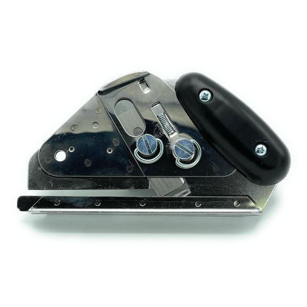 CCA Flat Bottom Steel Carpet Cutter