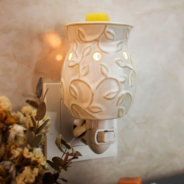 STAR MOON Candle Warmer Wax Melt Warmer Wax Warmer for Scented Wax Night Light Plug in with One More Bulb Home Fragrance Home Decor Wall Decor Bas-Relief Craft (Ivy)