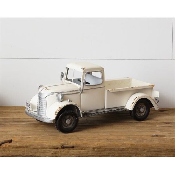 Primitive White Pickup Truck Farmhouse Metal Figure Retro Tablepiece Decor