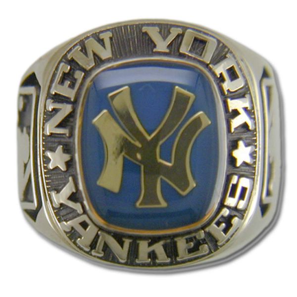 New York Yankees Large Classic Ring, Size 13 Goldplated