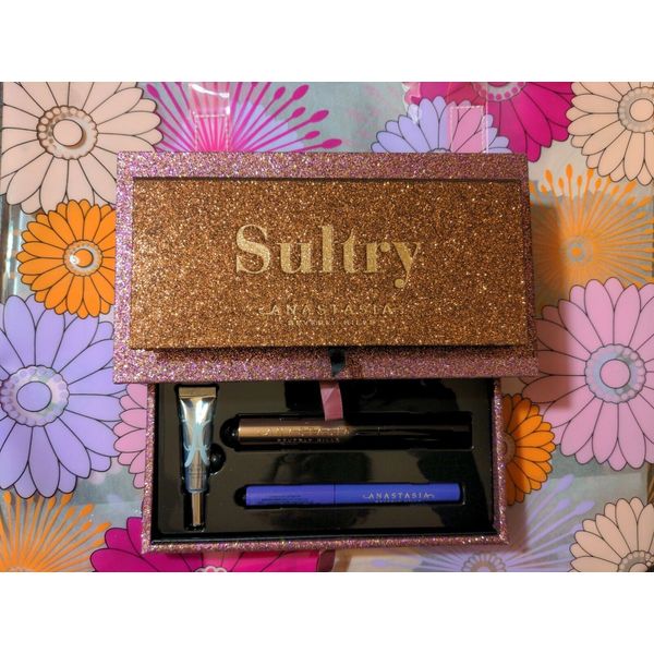 Anastasia Beverly Hills Sultry Vault. Authentic. Brand New in Box. Holiday 2020!