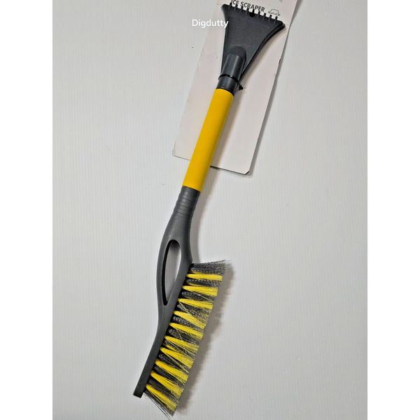 Shell LIGHTWEIGHT 24" Snowbrush W/ Bear Claw Car Ice Scraper - Yellow / Grey