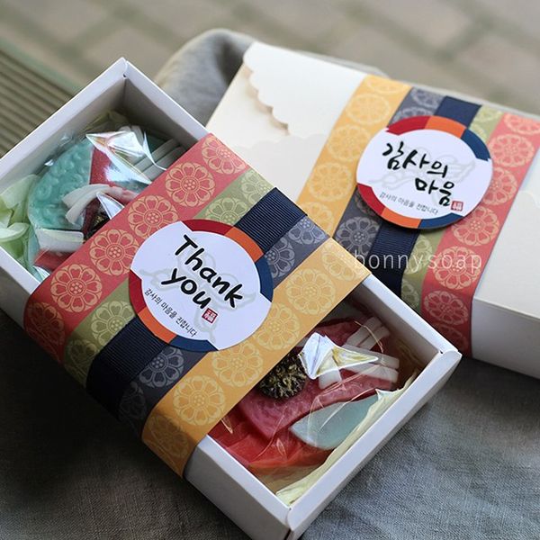 Hanbok natural soap 1 piece 2 pieces gift set. Holiday wedding first birthday party foreign friend gift