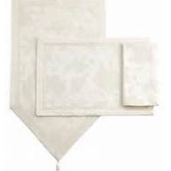 Waterford Linens Hydrangea White Set of Four Cloth Napkins