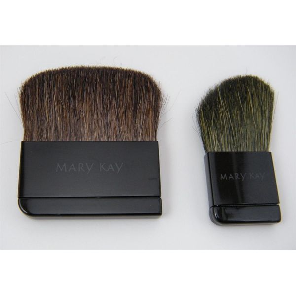 Mary Kay Compact Powder & Cheek Brush Set